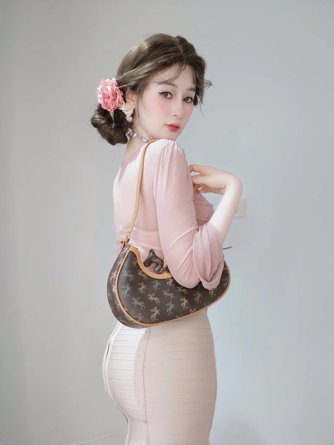 白银81 - 24年11月会员合集 (16套) [137P,3V-437MB] tg@simisebaisi 【丝足阁】135.webp